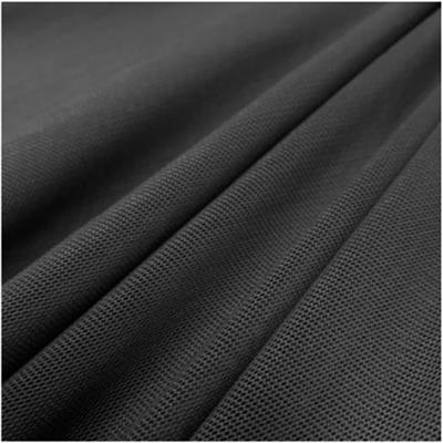 Properties of graphene composite fiber seamless knitted fabric and its application in boxing training
